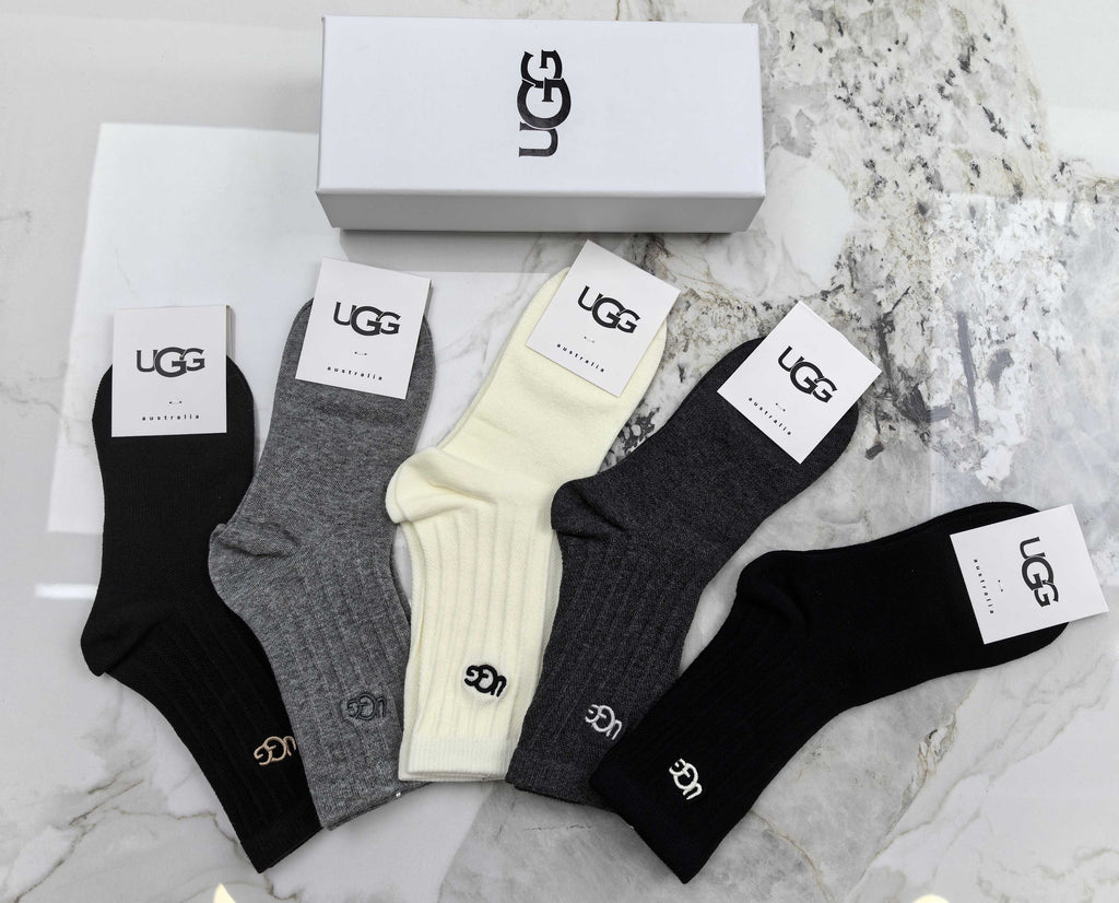 UGG Signature Sock Gift Box