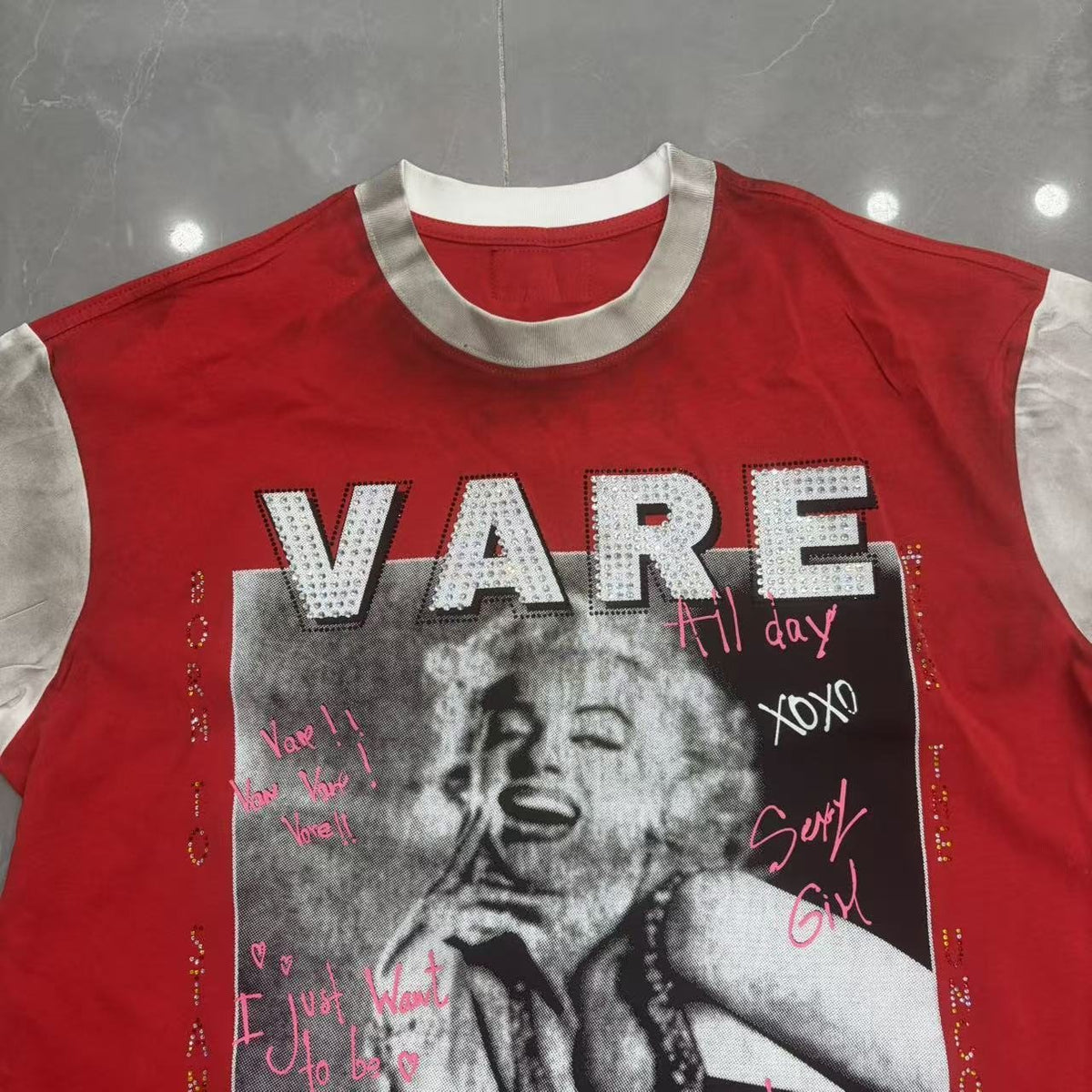 VARE ALL DAY Red Color Block Graphic T-Shirt