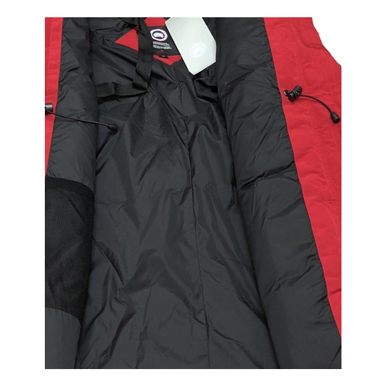 Canada Goose Women's Rossclair Parka with Coyote Fur Trim