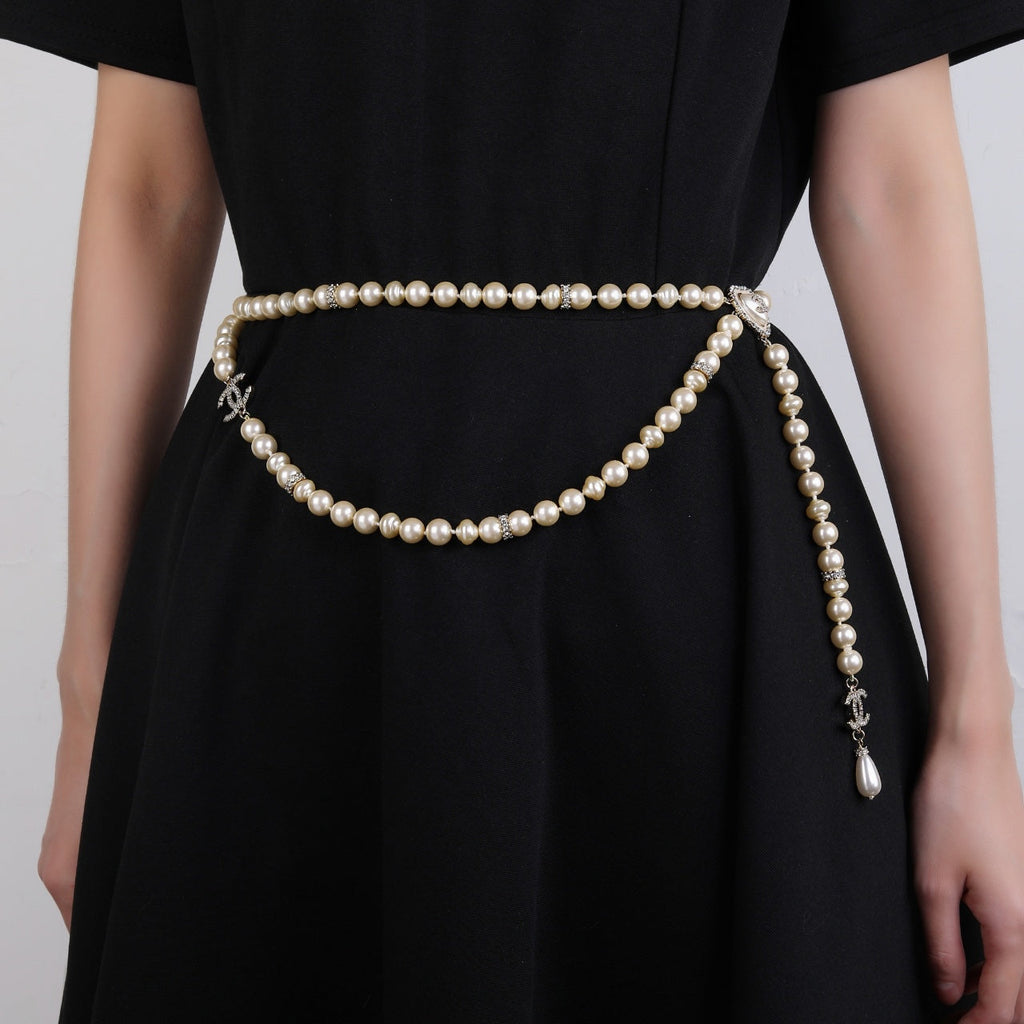CHANEL 25S CHAIN BELT IN WHITE PEARL 614476