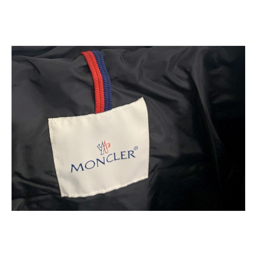 Moncler Cinched-Waist Fur-Trim Hooded Down Puffer Jacket — Black
