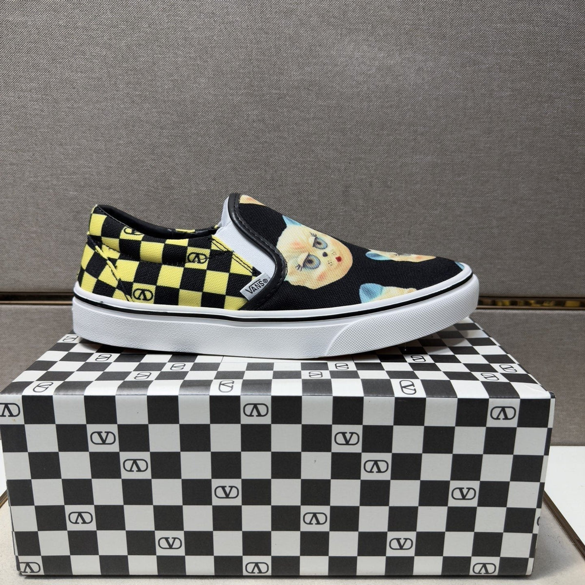 Vans Men's Teddy Bear Print Slip-On Shoes - Black, Yellow & White