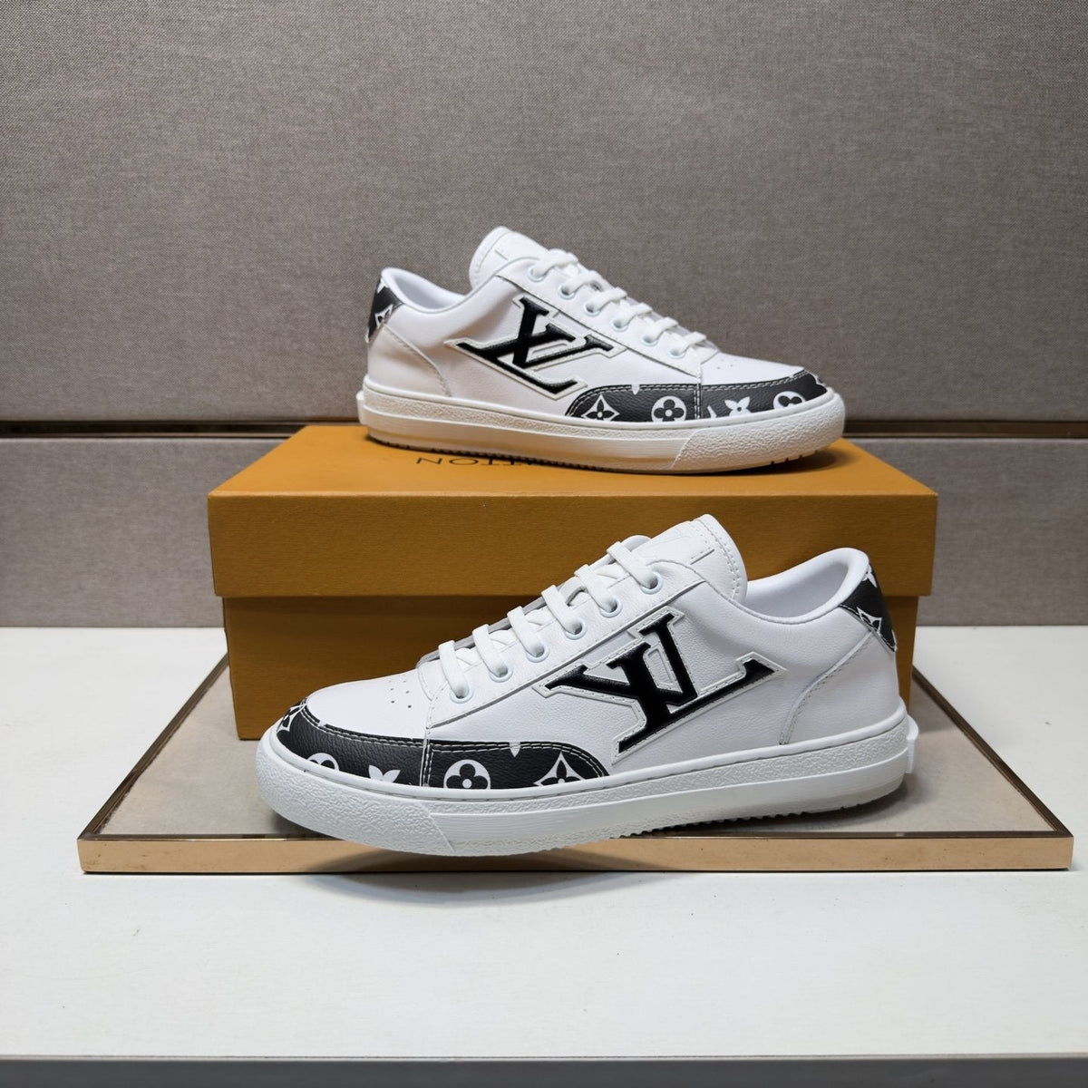 Louis Vuitton Monogram Accent Low-Top Sneakers