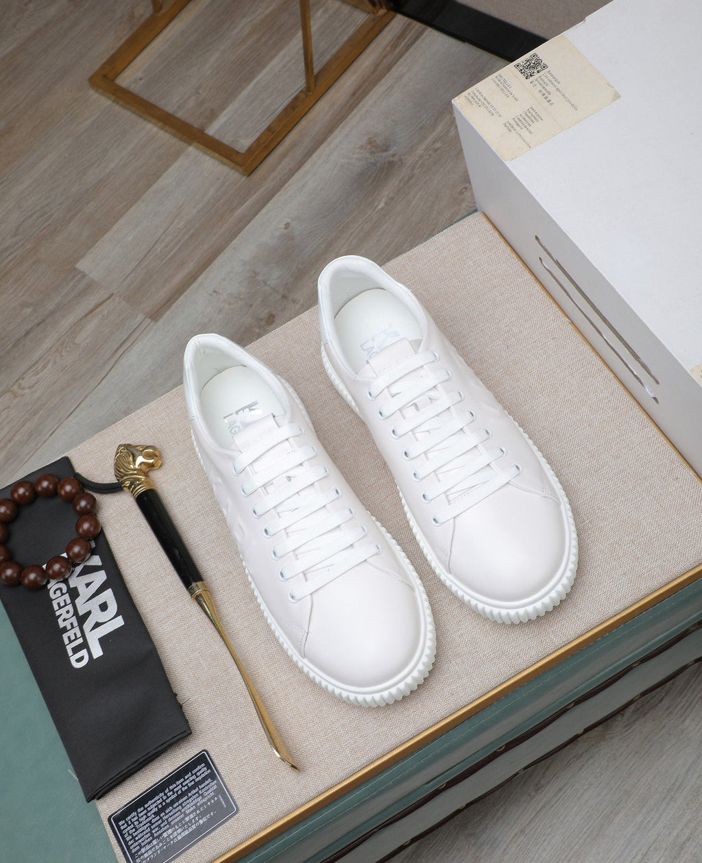 Karl Lagerfeld Low-Top Logo Sneakers