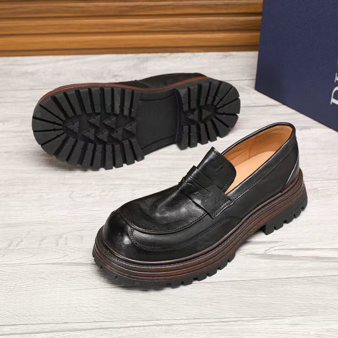 Dior Leather Moc-Toe Loafers - Leather Upper And Lining